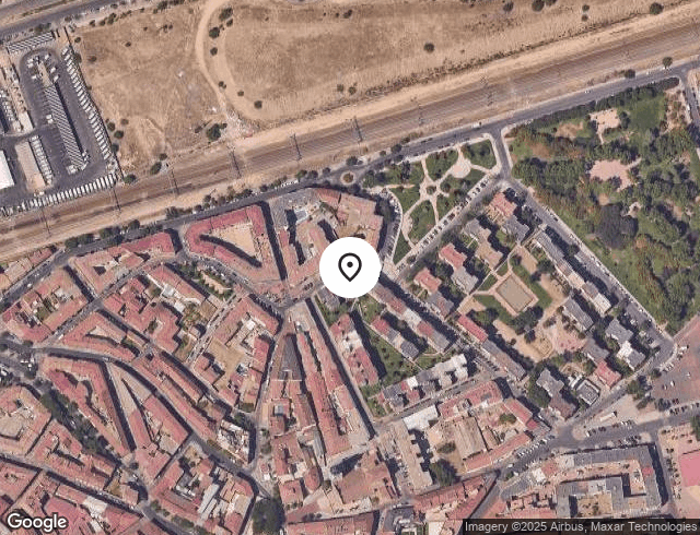 Flat at Street Joaquin Martin , 13